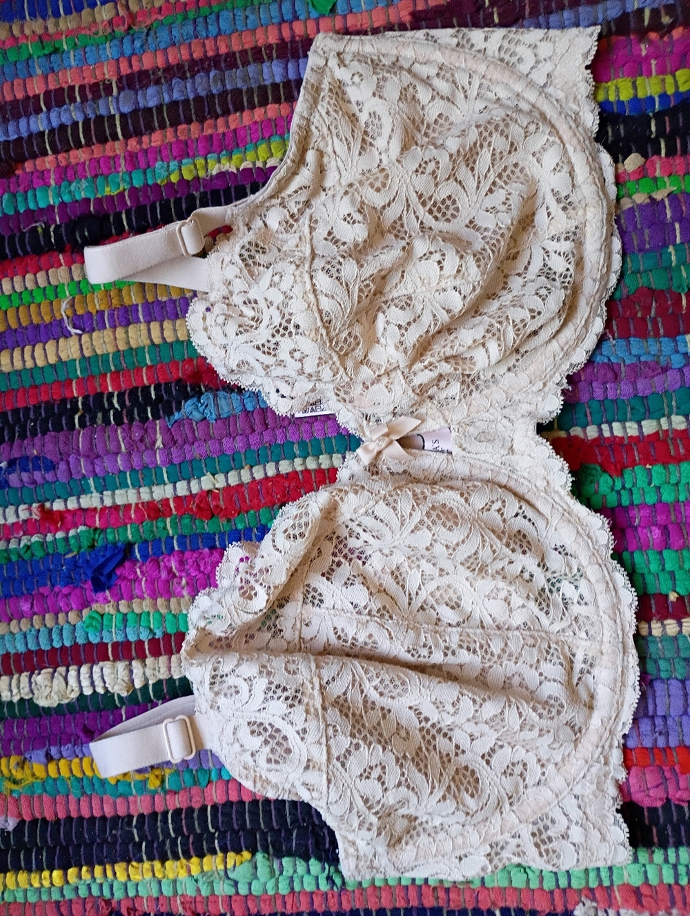 Victoria's Secret Lace Unlined Bra